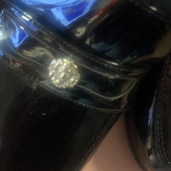 NEW ANNE KLEIN BLK HEELS - Picture 3 of 6